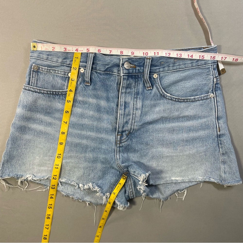 Madewell Relaxed Denim Shorts Rosemount Wash: Destroyed Hem Edition - Womens 28 - Picture 9 of 11
